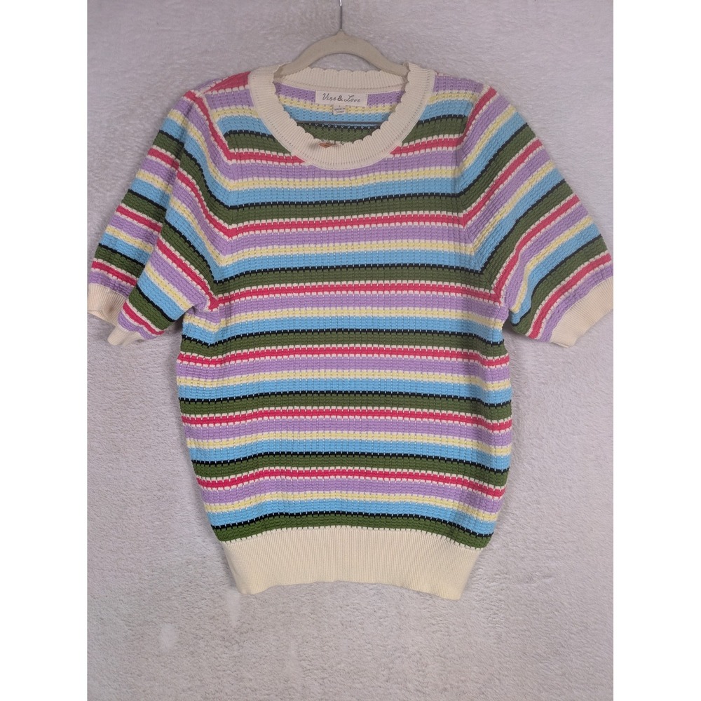 NEW Vine & Love Knit Top Women's Large Multi-color Striped Scalloped
